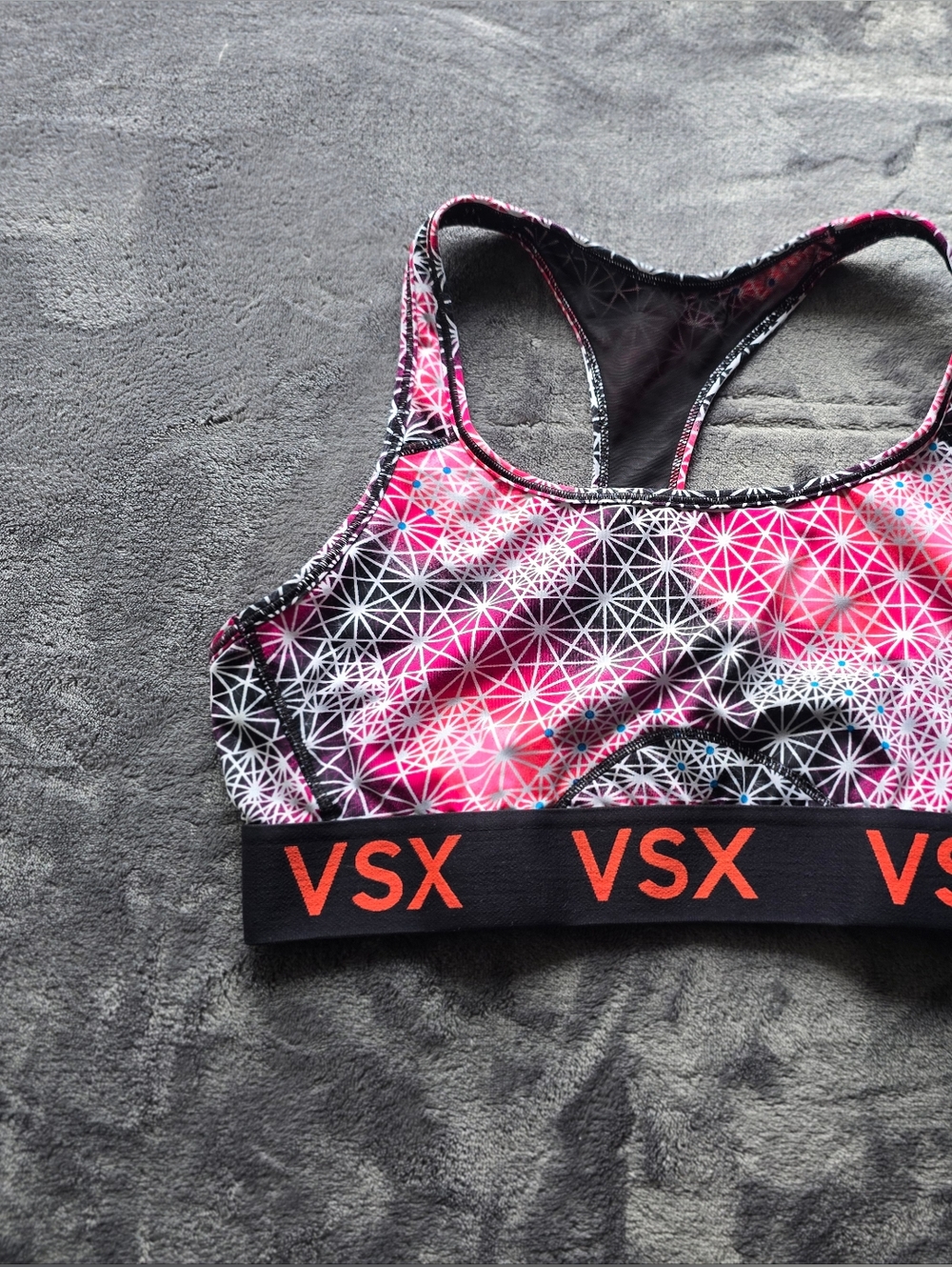 Victoria's Secret VSX Sports Bra Size Large
